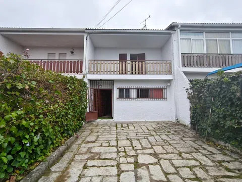 RESERVADO- 230.000 €