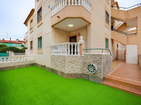 Piso en venta en Zona los Frutales-169.900 €