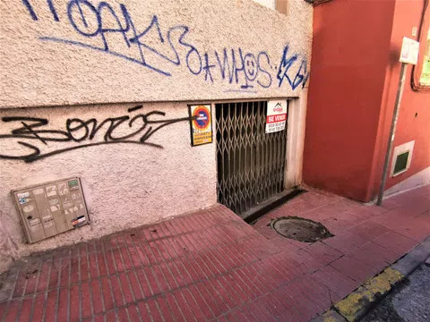 Local en venta en Álvaro Muñoz-160.000 €